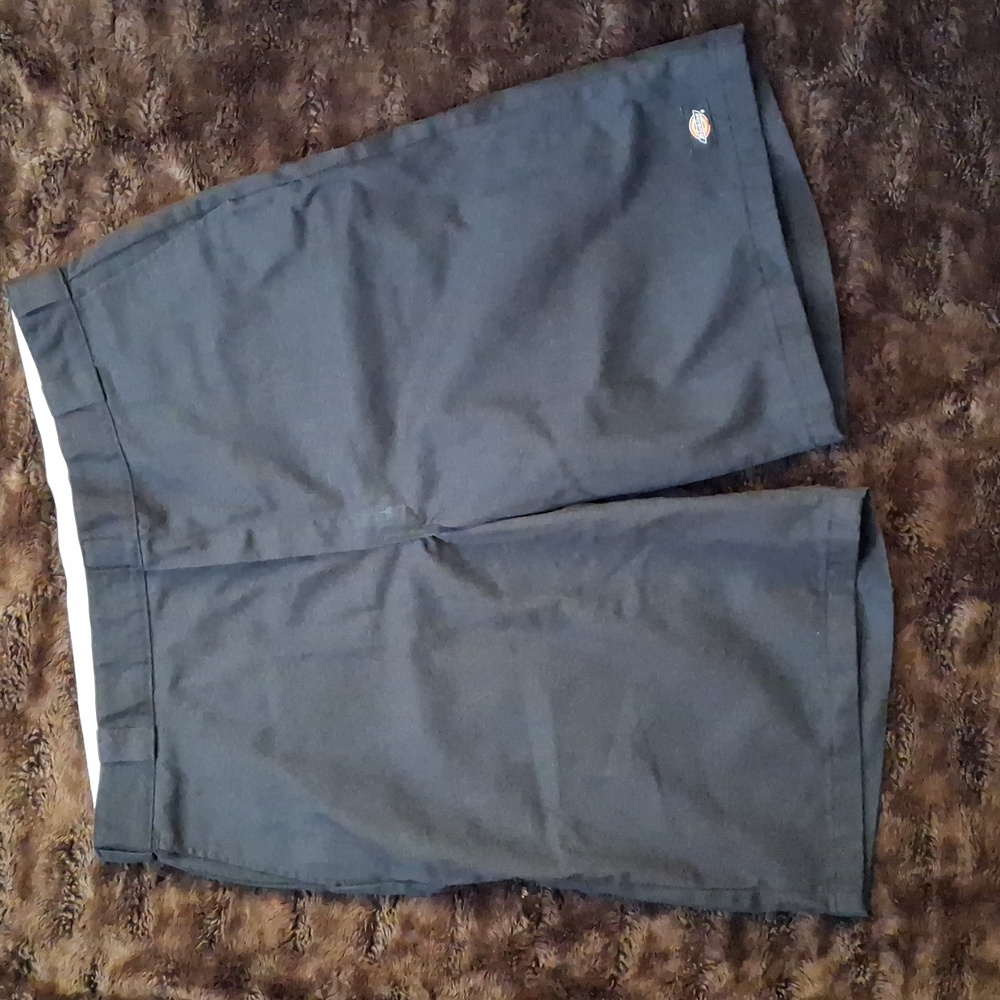 Dickies Loose Fit Black Men's Shorts - Size 42